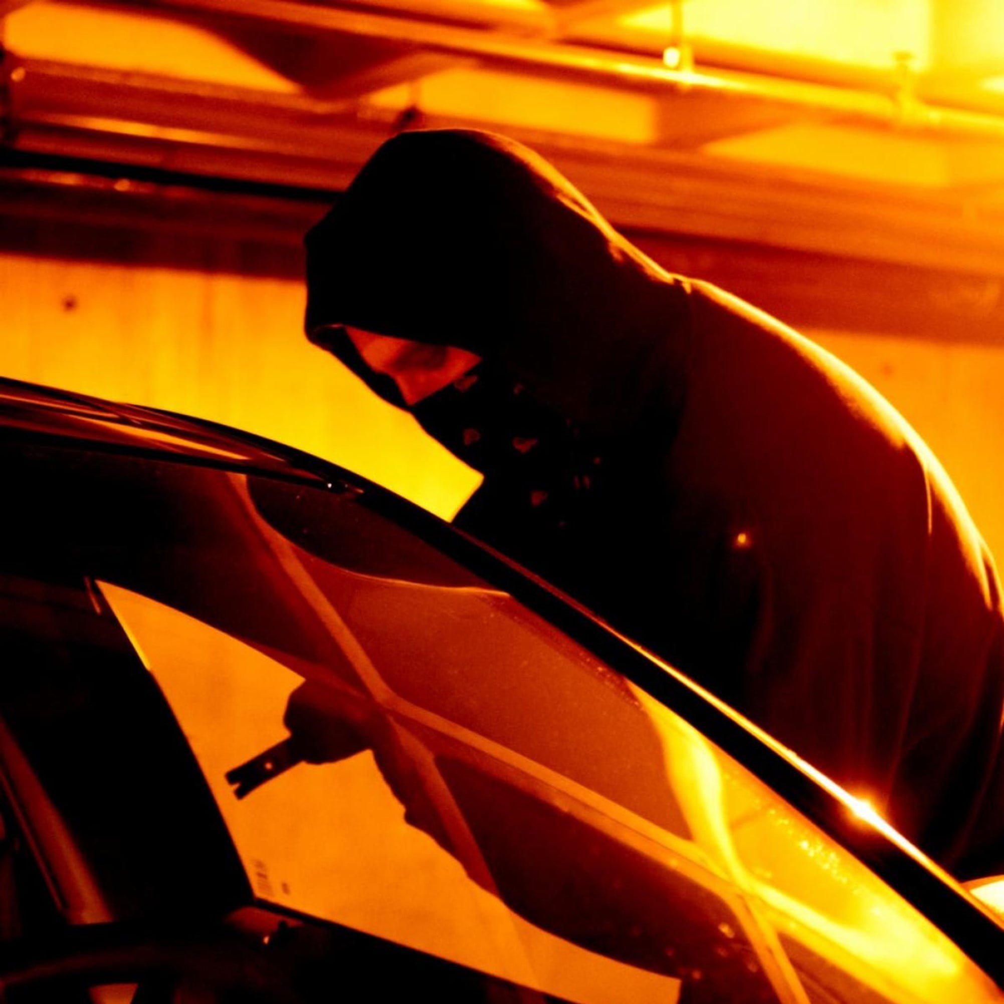 PELÍCULA DE SEGURIDAD PARA VENTANAS AUTOMOTRICES SCOTCHSHIELD™ 3M® AUTOMOTIVE